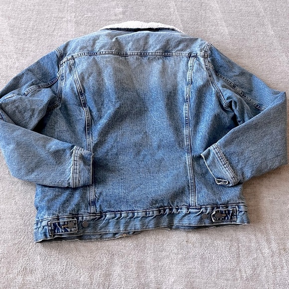 H & M Fur Lined Trucker Jacket L - Picture 6 of 6